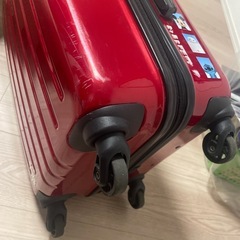 スーツケースの画像