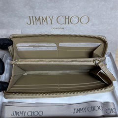 【キャンセルでたので在庫あります】JIMMY CHOO（ジミーチュウ）長財布 ゴールド／定価93000円 レザー製 の画像