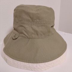 リバーシブルつば広ハットの画像