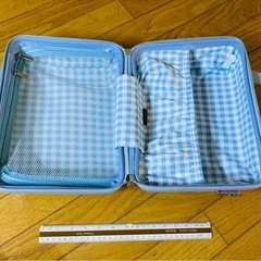 未使用品 ルナクス ミニトランク LUNALUX キャリーケース付属のミニトランクのみ マルチカラー　レインボー　ハンドバッグ　バックの画像