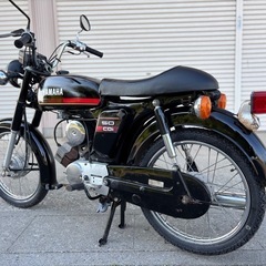 ⭐️YB50快速2スト❗️運転楽しい4速ギア❗️走行少なめ⭐️前後タイヤ・バッテリー・プラグ・グリップ新品⭐️50cc原付オートバイ⭐️の画像