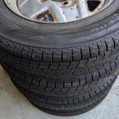 ほぼ新品タイヤホイール付き 175/80r16