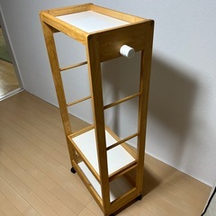 木製ハンガーラックの画像
