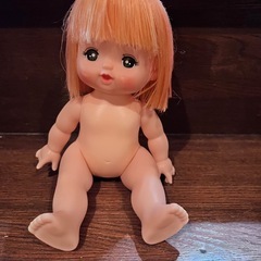 メルちゃん　ピンク髪　頬紅すれあります