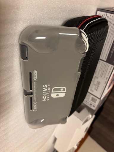 ！土曜日まで！Switch Lite +ケースやmicroSD (4月29日購入)