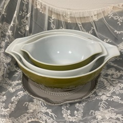 ヴィンテージ　アンティーク　キャセロール　オールドPYREX　パイレックス　クレイジーデイジー　 シンデレラボウル　耐熱ガラス　3点セットの画像