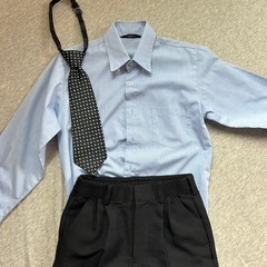 110  男の子　スーツの画像