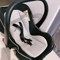 受け渡し様決まりました。チャイルドシート
