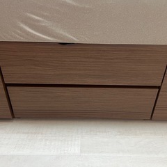 ダブルベットフレームの画像