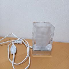 間接照明　四角（ほぼ未使用）