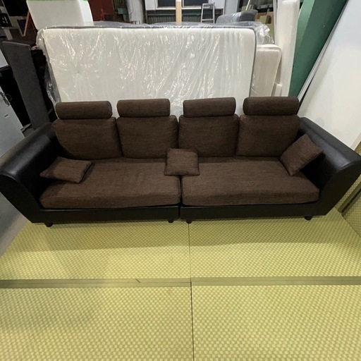 ⭐️ソファー⭐️4人掛け　ヘッドレスト付き　カバー洗える　美品　大阪市近郊配送無料