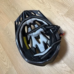 自転車ヘルメットの画像
