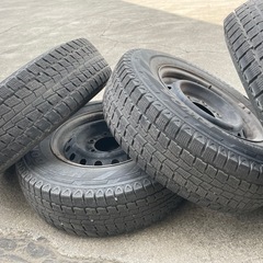 ハイエース純正 195/80R/15 LT スタッドレスタイヤ②