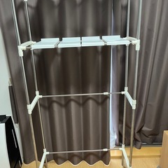 幅調整ができる洗濯ラック　ニトリ