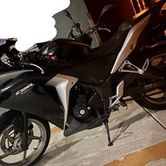 急ぎの為5万値下げ中(><)Araiフルフェイス付き！全体画4枚目★ホンダ CBR250rの画像