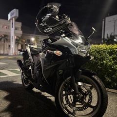 急ぎの為5万値下げ中(><)Araiフルフェイス付き！全体画4枚目★ホンダ CBR250rの画像