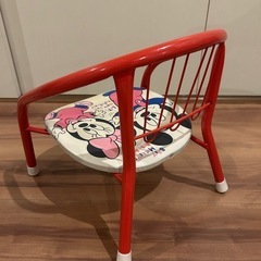 子供用椅子　の画像