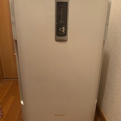 空気清浄機　DAIKIN