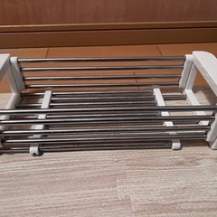伸縮式スチールラック