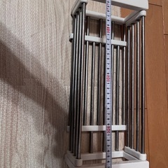 伸縮式スチールラックの画像