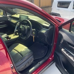 TOYOTA トヨタ　ハリアー　2.0  G 赤の画像