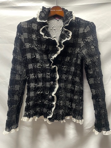 YUKI TORII ユキトリイ　Gプリーツジャケット 上品フリル黒カーディガン