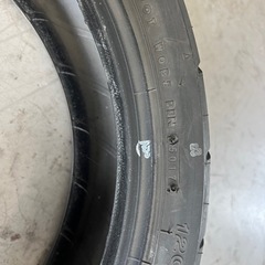 120 70 13 中古タイヤの画像