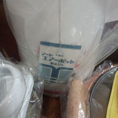 鍋　調理器具　複数の画像