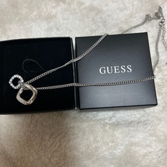 guessネックレスの画像