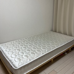 シングルベッド