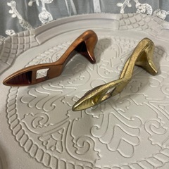 ハイヒール型　金属製　栓抜きの画像