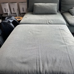 IKEA イケア　1人掛けソファとオットマンセットの画像