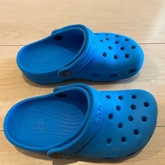 Ｂ　クロックス　17.5センチの画像