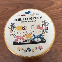 上田市からです。　タイメロディクスリ入れ？＆キティーちゃん缶の画像