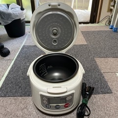 お取引き中　
炊飯器の画像