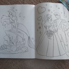 新品　ディズニー　ぬり絵の画像