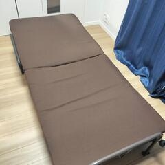 折りたたみベッド