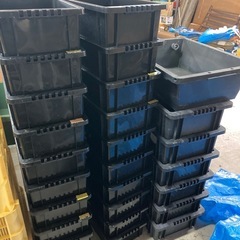 NV BOXやタライ、トロ舟40、80等　100円〜
