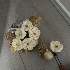 成人式髪飾りの画像