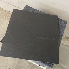 【70枚】タイルカーペット　50×50cm  タイルマット グレー　中古の画像