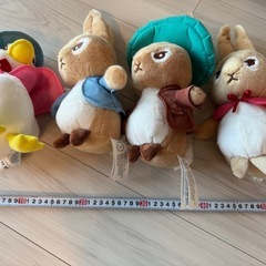 ピーターラビット ぬいぐるみ 4つの画像