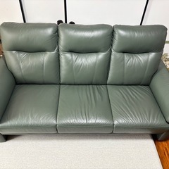 3人掛け　本革　
ソファ　ナルタKD GR ニトリ