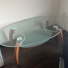 ガラステーブル