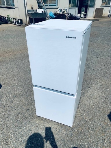 ♦Hisense ノンフロン冷凍冷蔵庫【2022 年製】HR-G13C-W