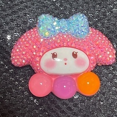 キティ・マイメロキラキラデコパーツセット売りの画像