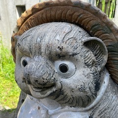 信楽焼 たぬき 陶器 置物 縁起物 オブジェ
の画像