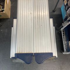 ☆中古￥1,000！踏み台　家具　オフィス家具　【BF023】の画像