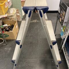 ☆中古￥1,000！踏み台　家具　オフィス家具　【BF023】