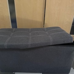 オットマンスツール収納の画像