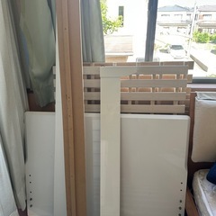 セミダブルベッド